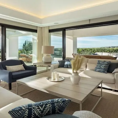 Villa Elegance Exquisite With Private Pool *